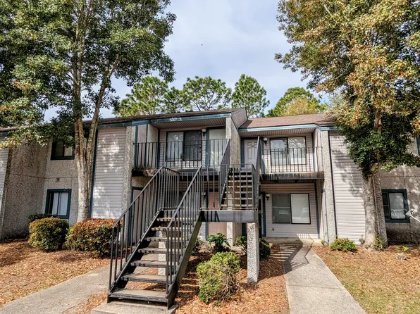 910 Brett Dr, Hinesville, GA