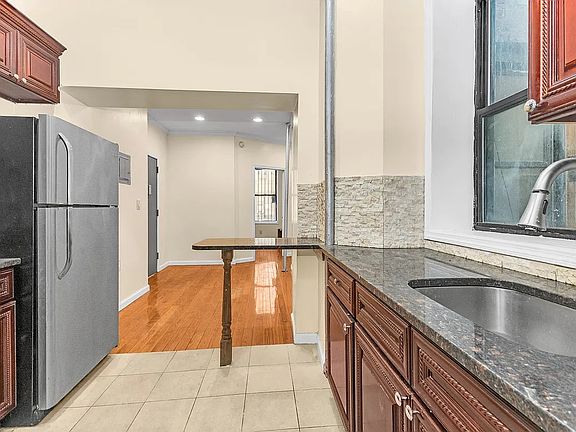 4th image of 541 W 158th St APT 2