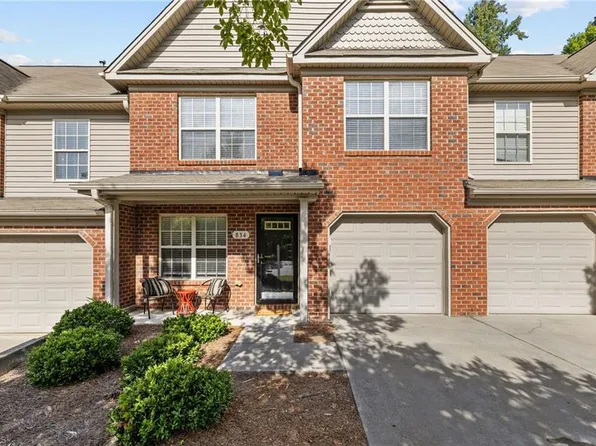 834 Jarman Dr, Jamestown, NC 27282
