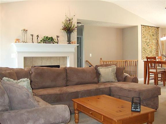 2nd image of 124 Zachary Dr