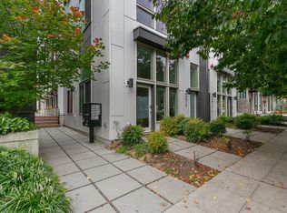 4411 42nd Ave SW, Seattle, WA 98116