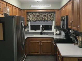 3129 Maplewood Dr, Bettendorf, IA