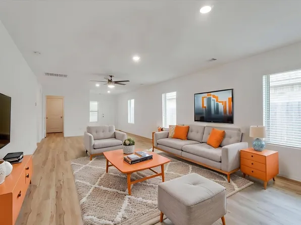 7814 Switchgrass Creek Dr, Katy, TX 77493