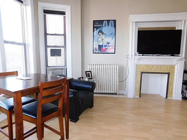 477 W Deming Pl #306 — Photo 4