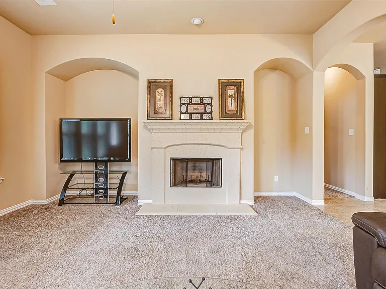 623 Orlandis Ln — Photo 21