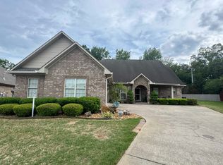 212 Sherborne Ct, Florence, AL 35633