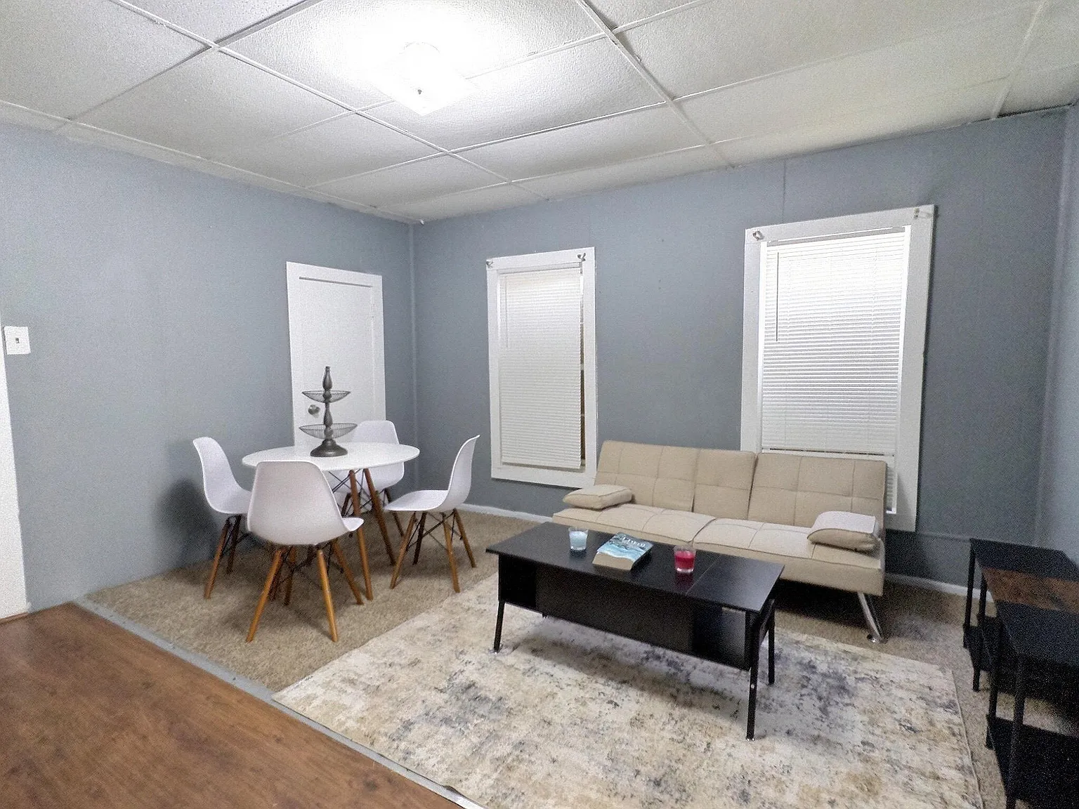 3 bed, 1.0 bath, 992 sqft, $589 — Photo 3