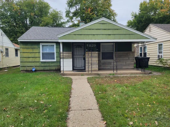 1129 Roosevelt St, South Bend, IN 46616