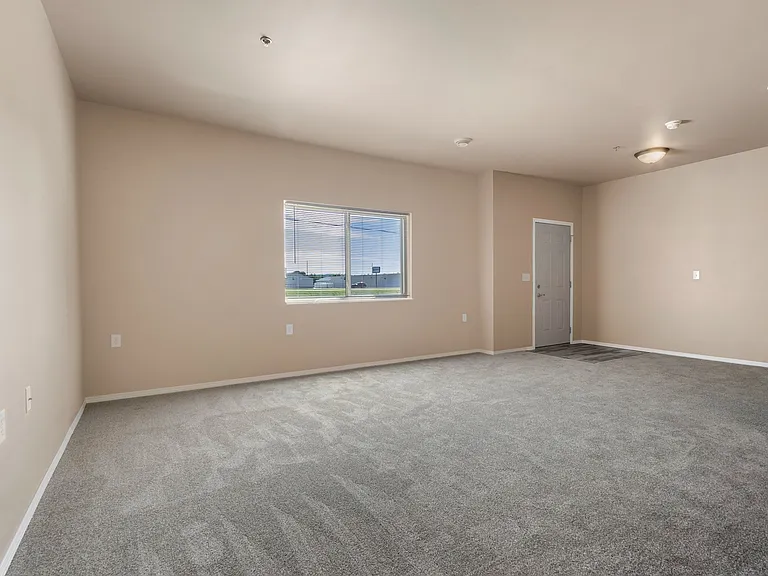 Prairiewood Apartments and Townhomes — Photo 22