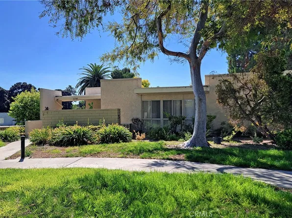 2238 Via Puerta Unit A, Laguna Woods, CA 92637