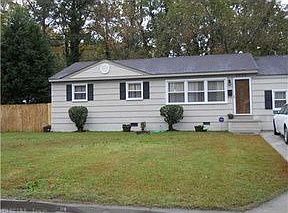 1st image of 2929 Pinewood Dr
