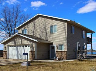 4881 N Spawn Cir, Chester, SD 57016