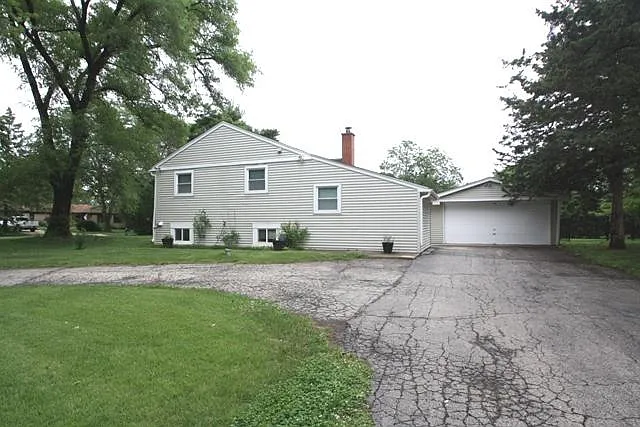1407 Marion St photo 1
