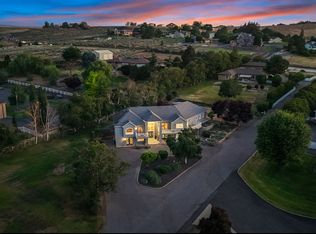 4949 Rau Ln, Richland, WA 99352