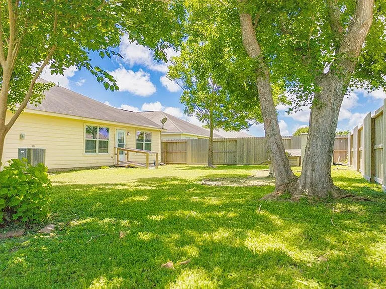 9514 Amberjack Dr — Photo 41