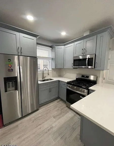1443 Lexington Pl #2B — Photo 3