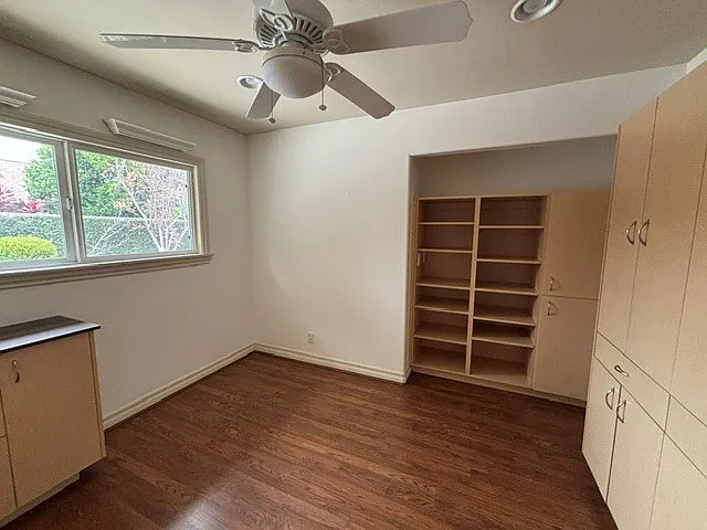 4311 Emerald Cir — Photo 17