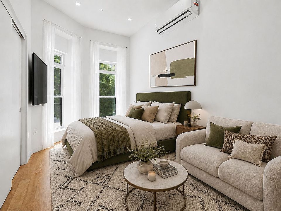1st image of 131 Madison St #1A