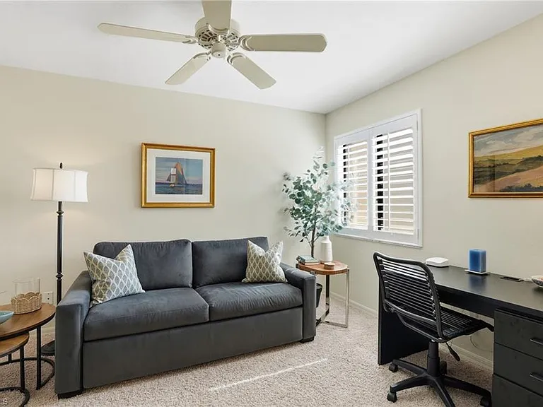 7048 Pelican Bay Blvd #C-302 — Photo 29