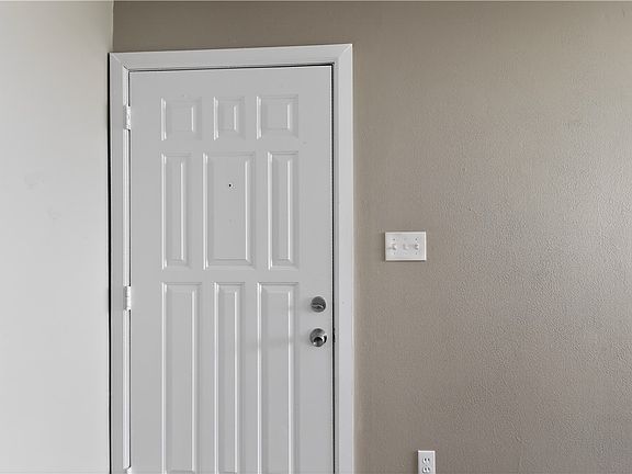 5th image of 3667 Kipp Ct