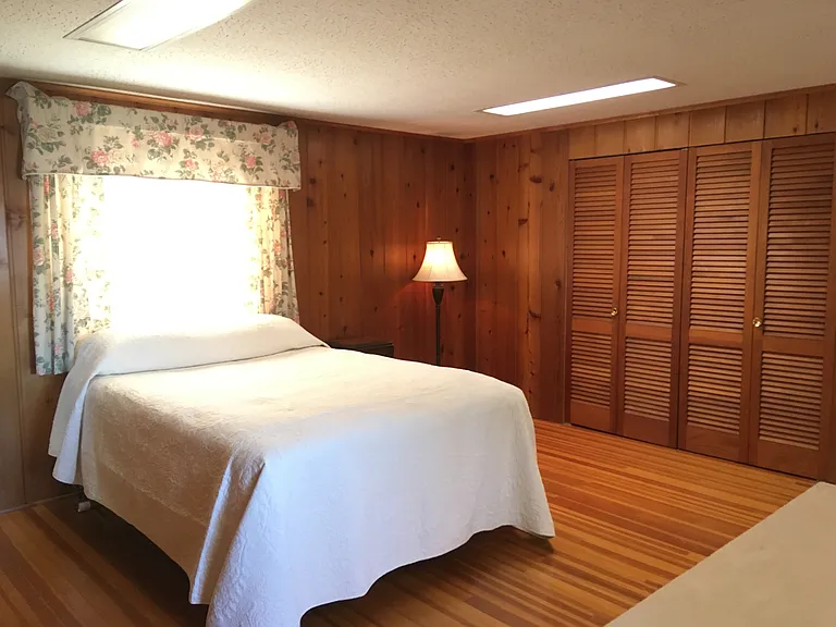 380A Magothy Rd #A — Photo 3
