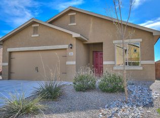 4304 Powderhorn St SW, Albuquerque, NM 87121