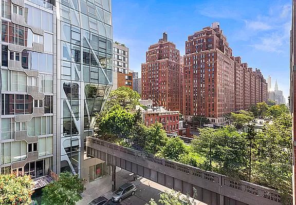 4th image of 520 W 23rd St APT 6E