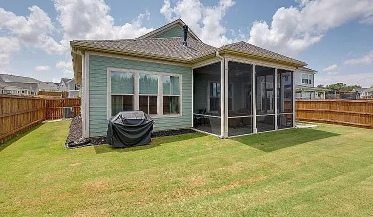 607 Torridon Ln — Photo 33