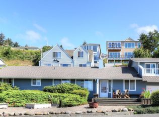 611 SE 4th St, Newport, OR