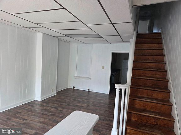 2nd image of 421 E 9th St
