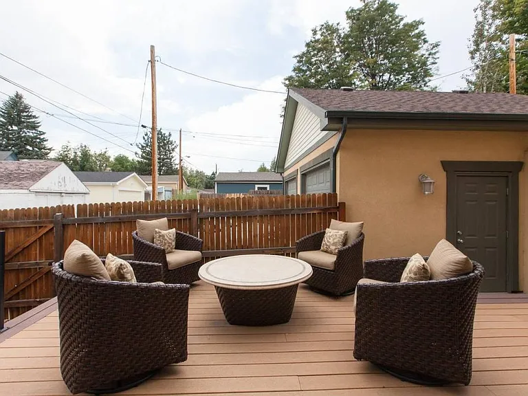 3725 Irving St — Photo 12