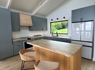 518 Upper Kimo Dr, Kula, HI 96790