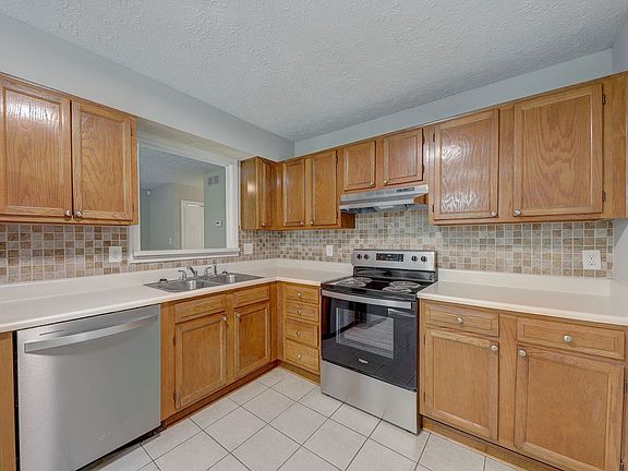 4th image of 4548 Coopers Creek Pl SE
