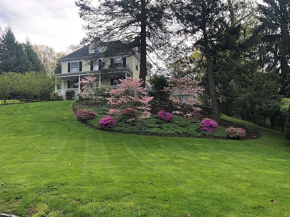 2nd image of 26 Rangeley Rd