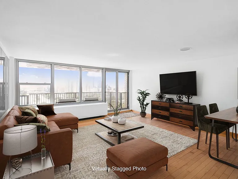 400 E Randolph St #3905 — Photo 3