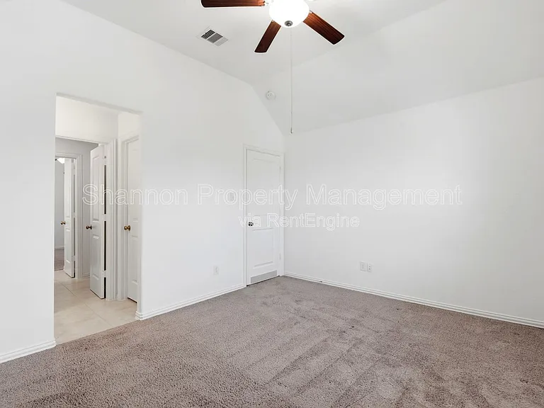 1618 Rosedale Dr — Photo 31