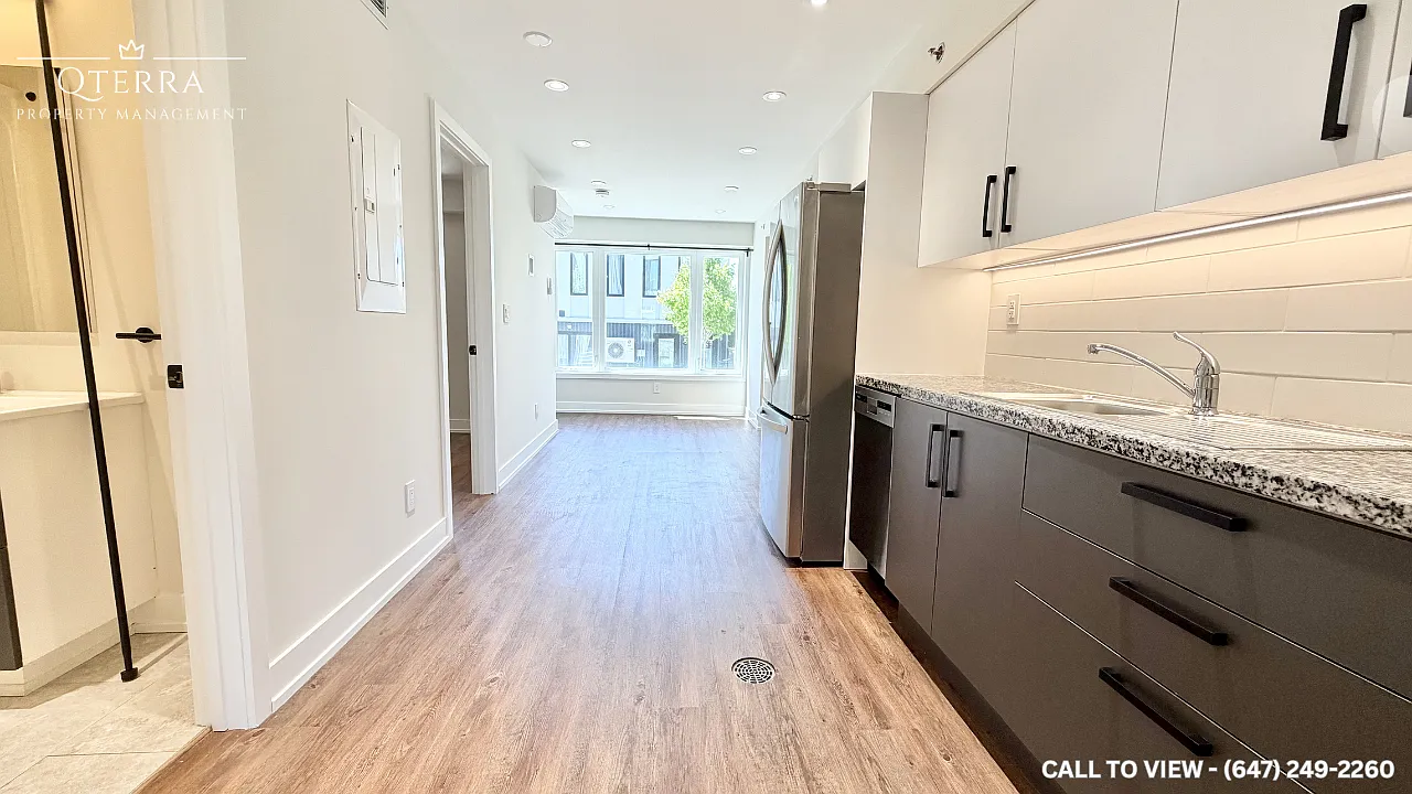 2 bed, 700 sqft, $2,450 — Photo 1