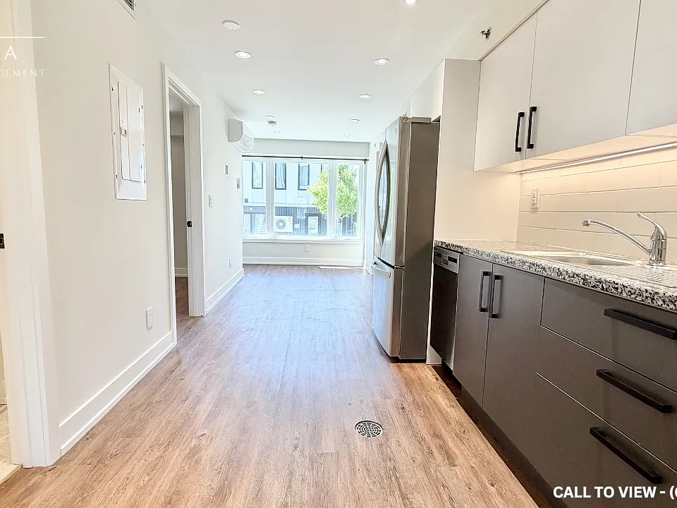 12 Batavia Ave #3