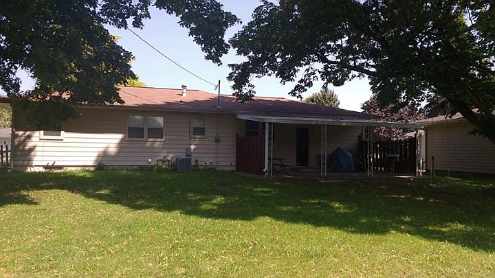 2nd image of 703 Hagge Ave