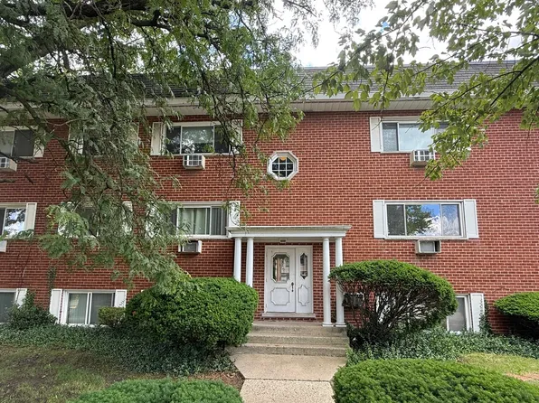 727 S Maple Ave APT 302, Oak Park, IL 60304