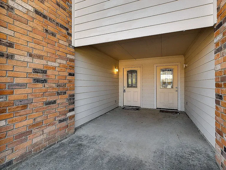 1115 Parkway Trl — Photo 13