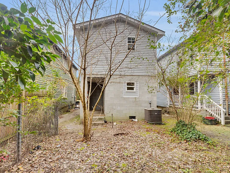 708 2nd Ave — Photo 14