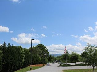 1924 Jamestown Rd, Morganton, NC 28655