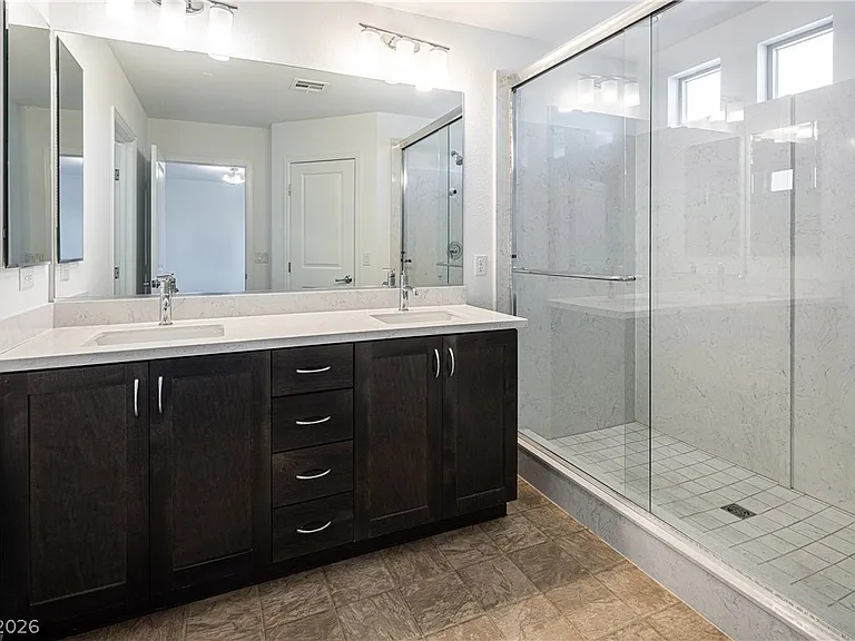 8040 Carpenter Creek Ave — Photo 15
