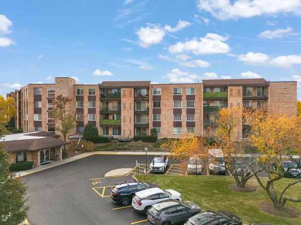 1101 S Hunt Club Dr APT 414, Mount Prospect, IL 60056