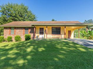 35 Griffith Rd, Hattiesburg, MS 39402