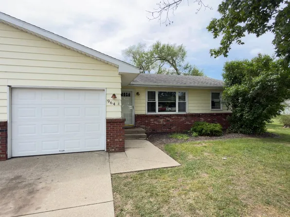 964 Rosewood St, Jenison, MI 49428
