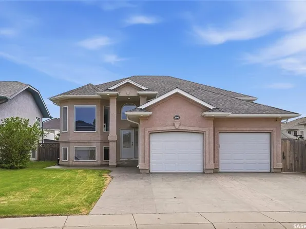 206 Carr LANE, Saskatoon, SK S7S 1M3