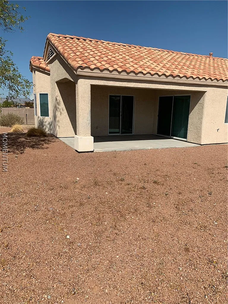 2 bed, 2.0 bath, 1747 sqft, $1,650 — Photo 2