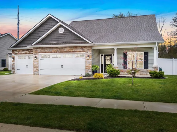 13642 Stone Table Blvd, Fort Wayne, IN 46845